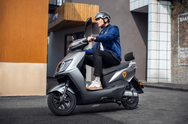 研发投入居行业前列，雅迪“黑科技”再创行业天花板